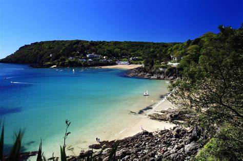 Salcombe Beach Devon England | Salcombe beach, British beaches, Cheap ...