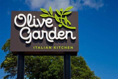 Olive Garden Hours of dinning - What time does Olive Garden open and ...