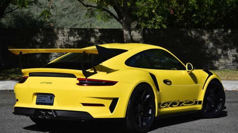 2019 Porsche 911 GT3 RS In Racing Yellow Is A Stunner | Motorious