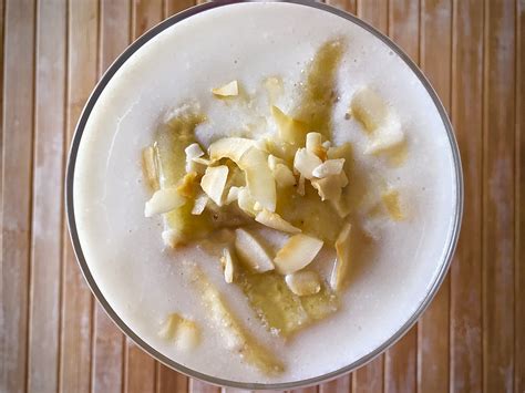 BANANA IN COCONUT MILK - Thai Food Made Easy