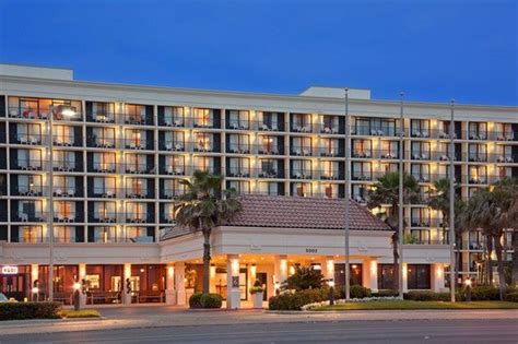 BEST WESTERN PLUS Seawall Inn & Suites by the Beach (Galveston, TX ...