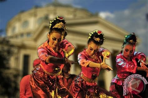 Jaipong goyang festival oriental terbesar di Italia - ANTARA News