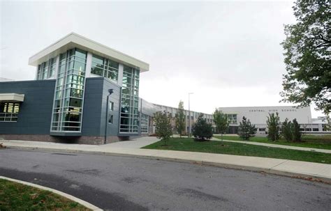 Social media threat prompts police presence at Bridgeport school