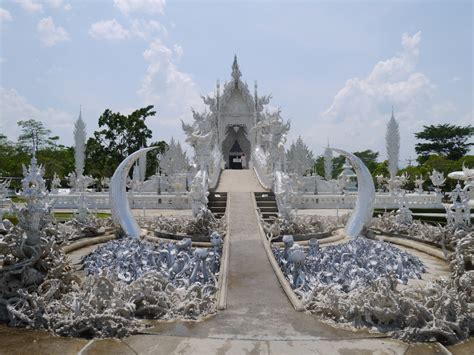 The White Temple (Wat Rong Khun), Chiang Rai - Renegade Travels