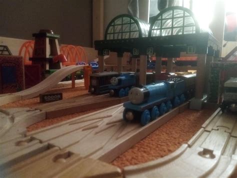 My Thomas Wooden Railway layout : r/ThomasWoodenRailway