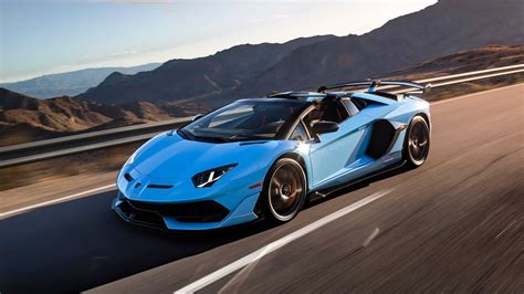 LAMBORGHINI Aventador SVJ Roadster - First GT