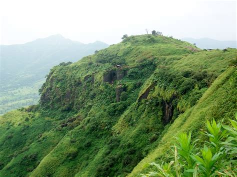 Sinhagad Fort, Maharashtra: How To Reach, Best Time & Tips