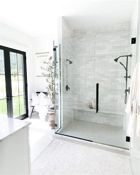 21 White Bathroom Tile Ideas for a Bright and Versatile Sanctuary