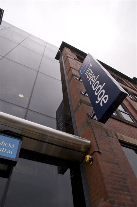 TRAVELODGE, MACCLESFIELD - Dortech Architectural Systems Ltd.