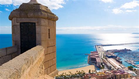 Alicante Travel Guide and Travel Information | World Travel Guide