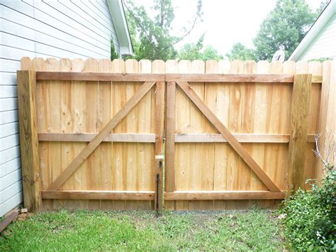 Double Gate | Fence gate design, Wood gate, Wood fence gates