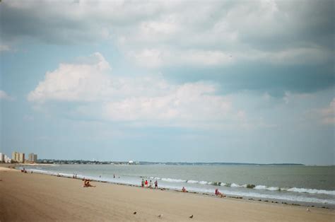 Katrinka Abroad It's Crummy, But We Love It: Welcome to Revere Beach ...