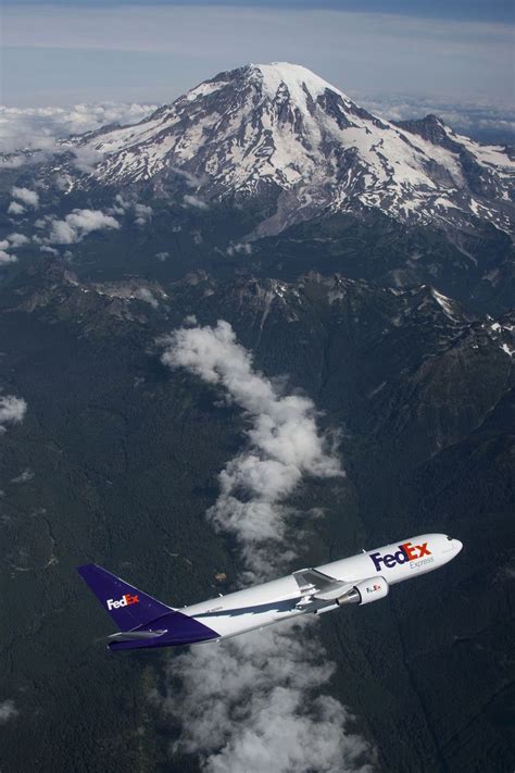 36 best FedEx Planes & Trucks images on Pinterest | Aircraft, Airplane ...