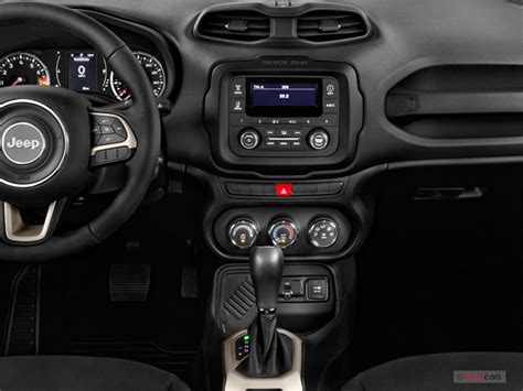 2016 Jeep Renegade: 83 Interior Photos | U.S. News