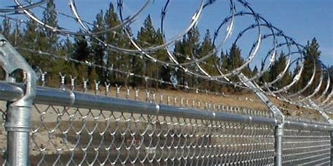 Razor, and Concertina Wire Fence Installation Service | Razor Fence Screen