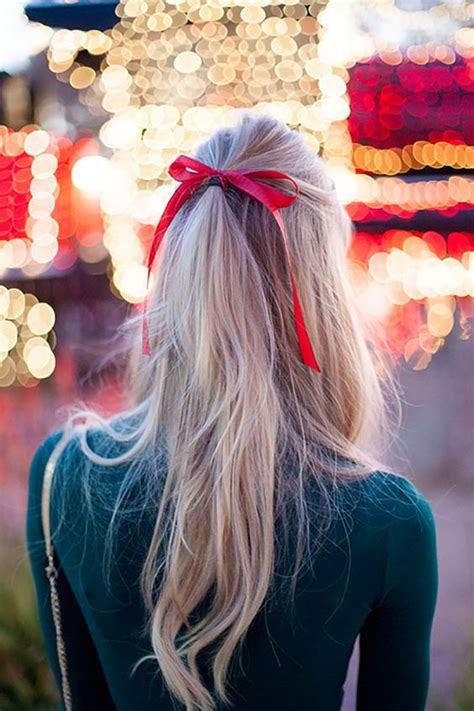 25 Christmas Hairstyles To Rock This Holiday Season