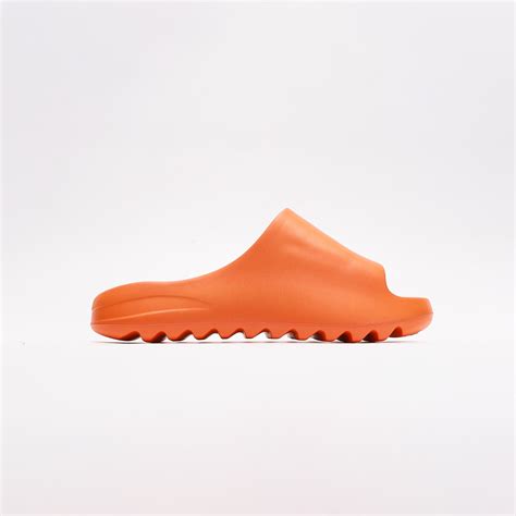 Yeezy Slides Enflame Orange – Vitusy