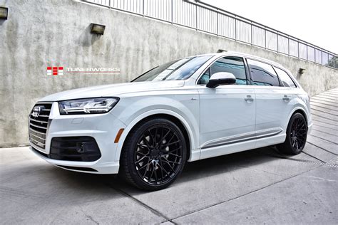 2017 Audi Q7 | PUR FL25 Wheels | Goodyear Tires | Calgary