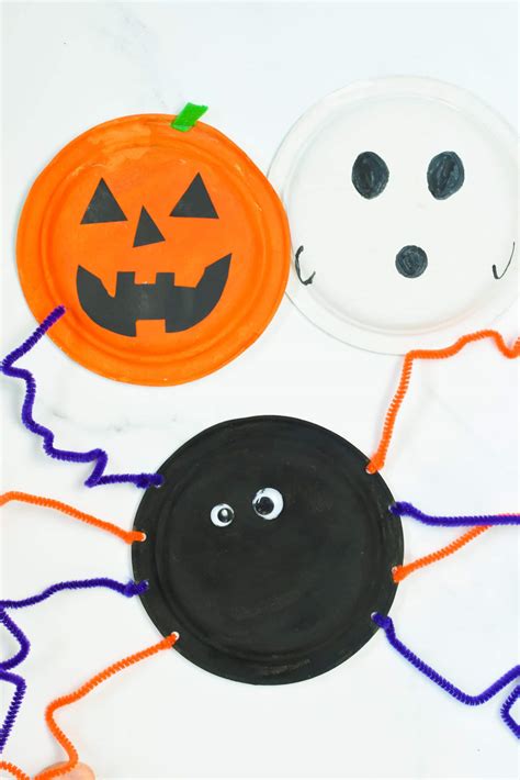 3 Paper Plate Halloween Crafts Ideas - Busy Little Kiddies