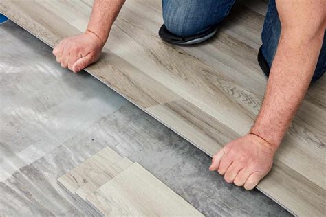 How Durable Is Luxury Vinyl Plank Flooring | Viewfloor.co