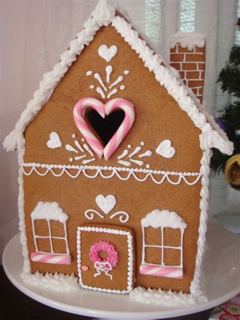 Christmas Gingerbread House Decoration Ideas