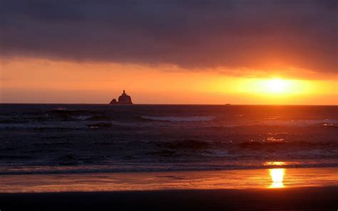 sunset, Sun rays, Beach, Lighthouse HD Wallpapers / Desktop and Mobile ...