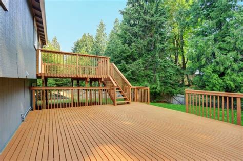 How To Pick The Right Flooring for Your Deck | Deck Builder & Roofing ...