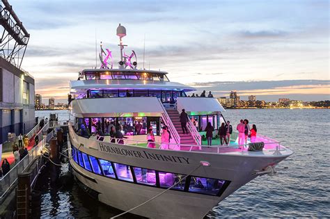 7 Best Dinner Cruises in NYC for an Elegant Evening