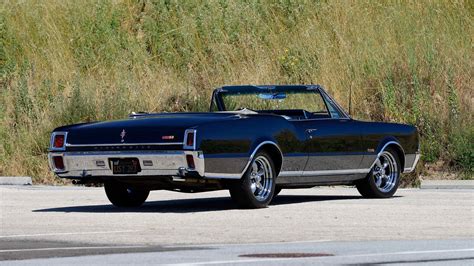 1967 Oldsmobile 442 Convertible | F6 | Monterey 2016