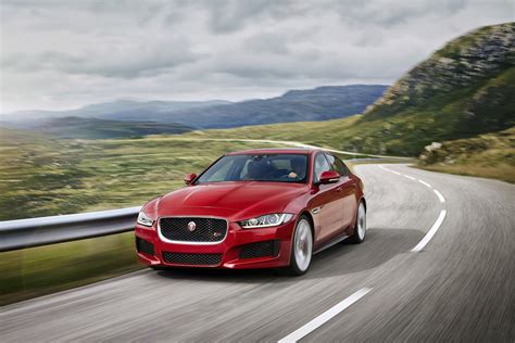 Jaguar XE R-Sport | Rev.ie