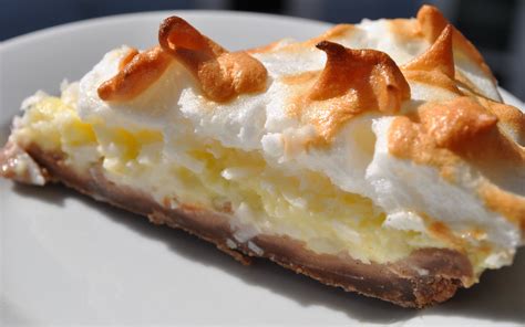 Baking Powders: Coconut cream meringue pie