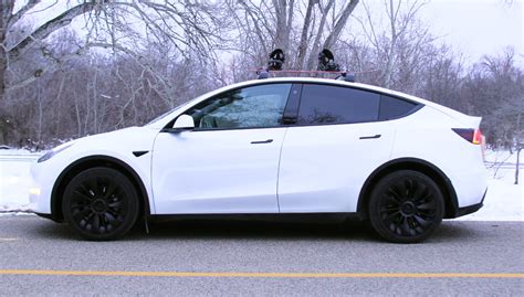 Model Y Roof Rack - Tesloid USA