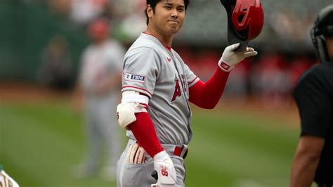 MLB: Shohei Ohtani is gifting 60,000 gloves to Japanese elementary schools