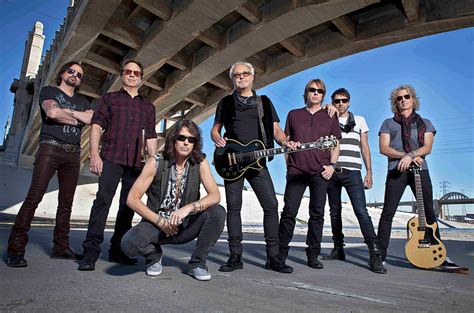 Foreigner Announces Reunion Concert Featuring All the Original Members ...