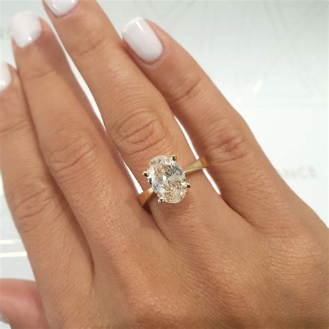 2 Carat Oval E VS2 - 14K Yellow Gold Solitaire Lab Grown Diamond Engag ...