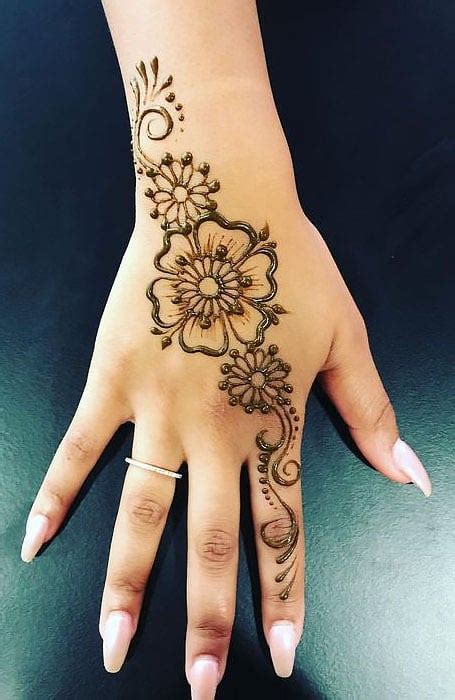 30 Beautiful Henna Tattoo Design Ideas & Meaning - The Trend Spotter