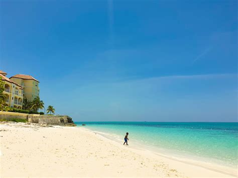 The 12 Best Beaches in Nassau, The Bahamas (Incl. Photos) - Sandals