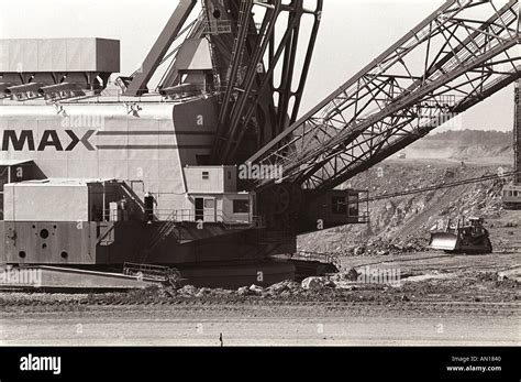 Dragline crane used for strip mining of coal Southern Illinois USA ...