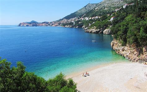 Top-8 beaches in Dubrovnik