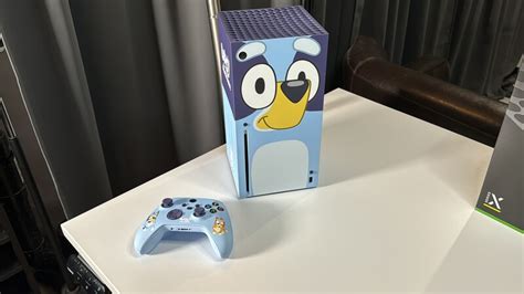 Unboxing the Bluey-themed Xbox Series X | CrackBerry