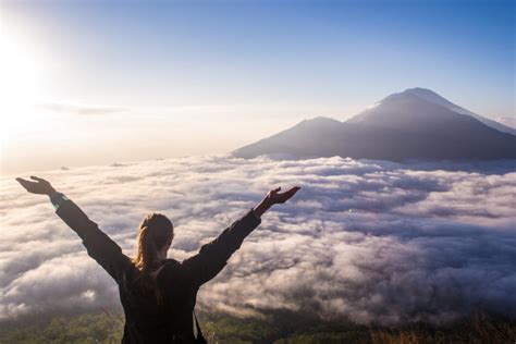 Hiking Mount Batur: The Sunrise Volcano Trek in Bali