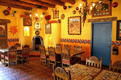 Mexican dining | Mexican restaurant decor, Mexican home decor, Mexican ...