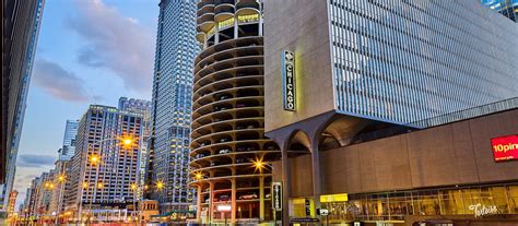 Luxury Hotels in Downtown Chicago, IL | The Hotel Chicago