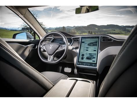 2024 Tesla Model S: 114 Interior Photos | U.S. News