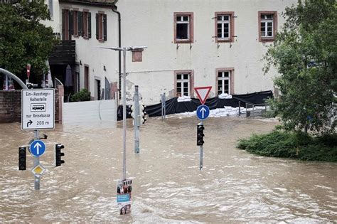 Four dead as floods sweep southern Germany | The Straits Times