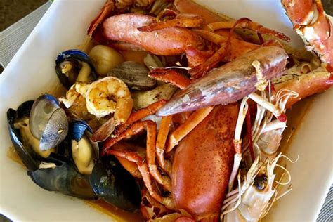 Best Seafood in Honolulu, HI: 15 Top Places! (2024)