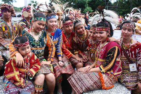 Gridcrosser: Dayaw 2010: Indigenous Peoples in a Changing Environment