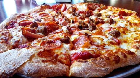 MARLEY’S PIZZERIA - 88 Photos & 105 Reviews - Pizza - 609 W Dickson St ...