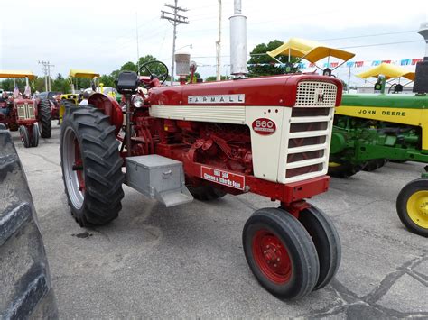 Farmall 560 Diesel | Charpente