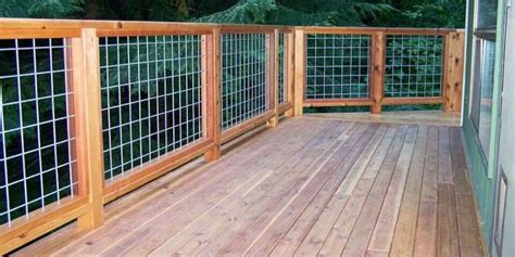 Hog Wire Deck Railing Reviews, Installation and Cost